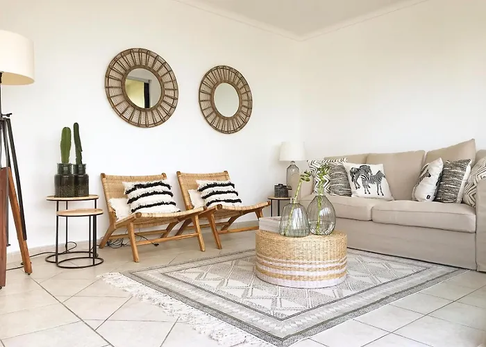 Superbe Moderne Avec Piscine Lägenhet