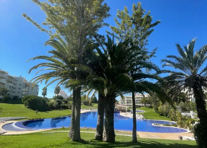Lägenhet Superbe Moderne Avec Piscine Alvor